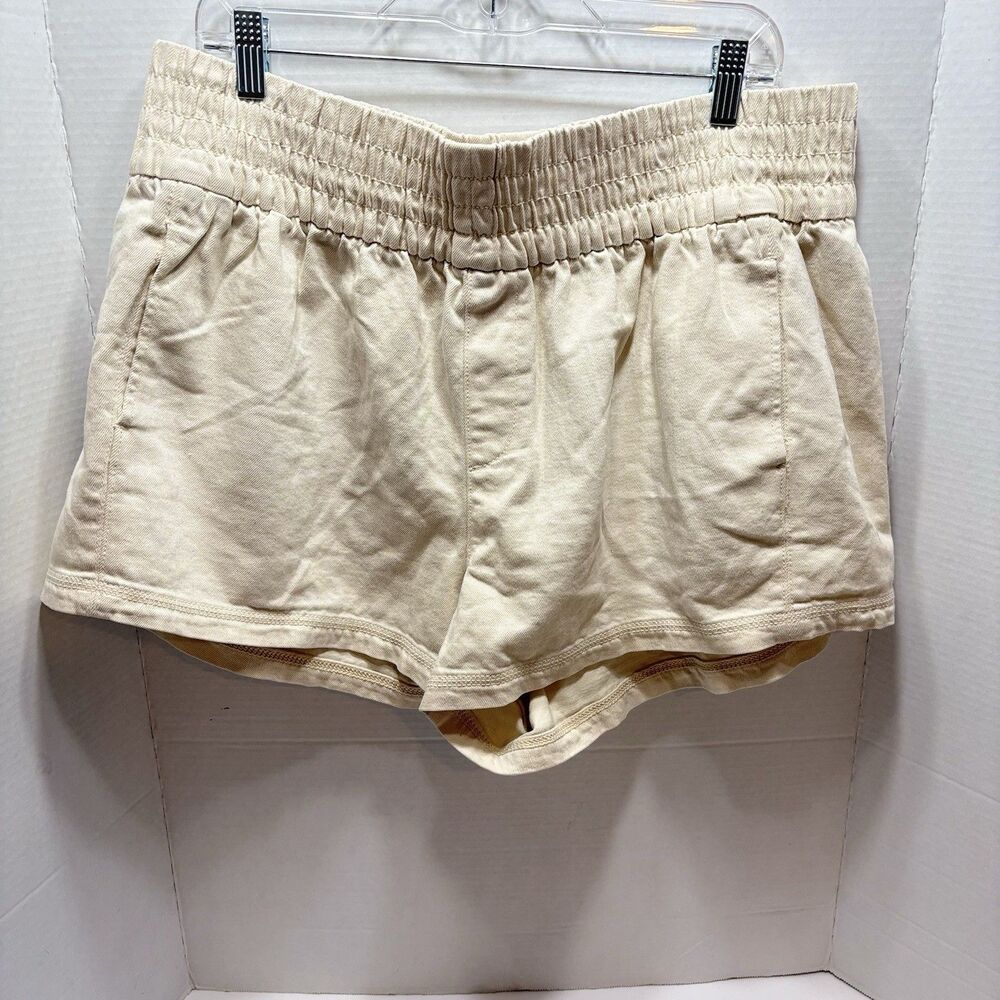 Aerie High Waisted Cream Colored Relaxed Fit Shorts Women’s Size XL